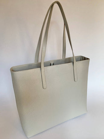 ARIA - Light Gray